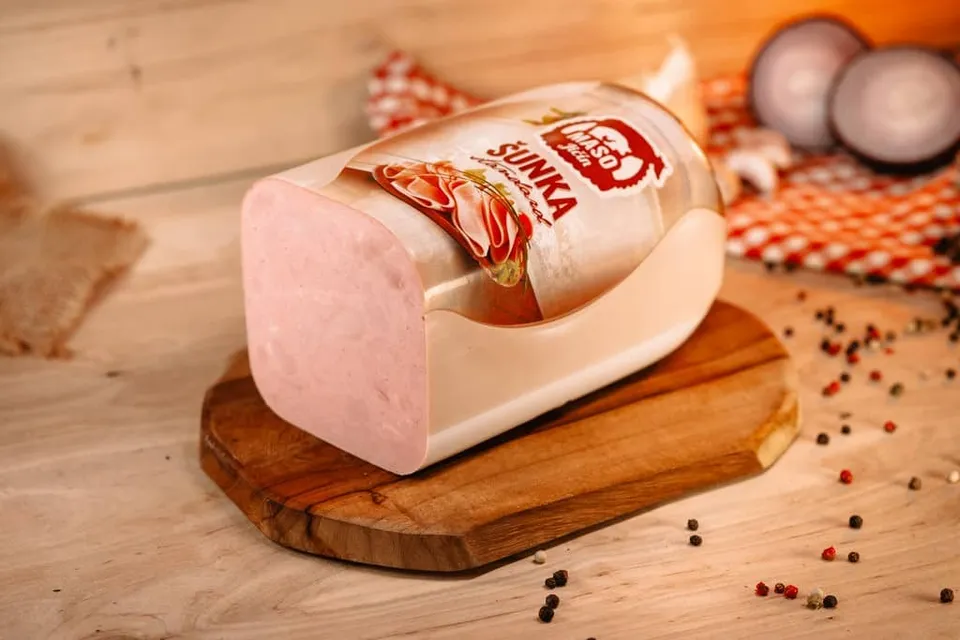 Maso Jičín Šunka standard hranatá šunka