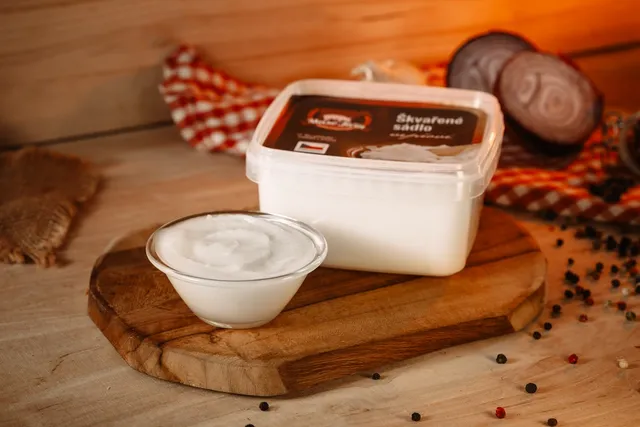 Maso Jičín Škvařené vepřové sádlo 500 g