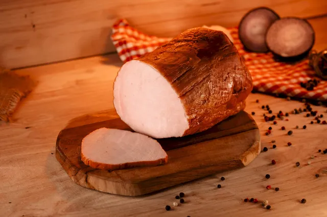 Maso Jičín uzená pečeně filet krájená