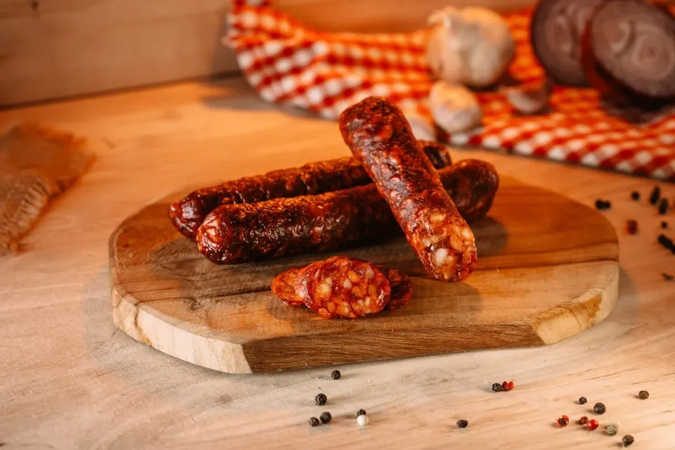 Maso Jičín Dunajská klobása suchá