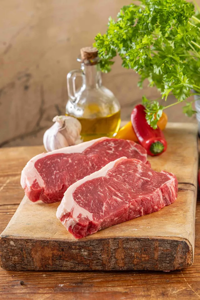 Premium Butcher Angus Striploin steak 2×227 g na gril