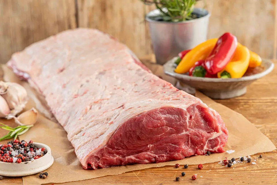 Premium Butcher Striploin roast 4kg+ celý kus na gril