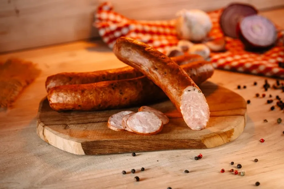 Maso Jičín Klobása s medvědím česnekem uzenina