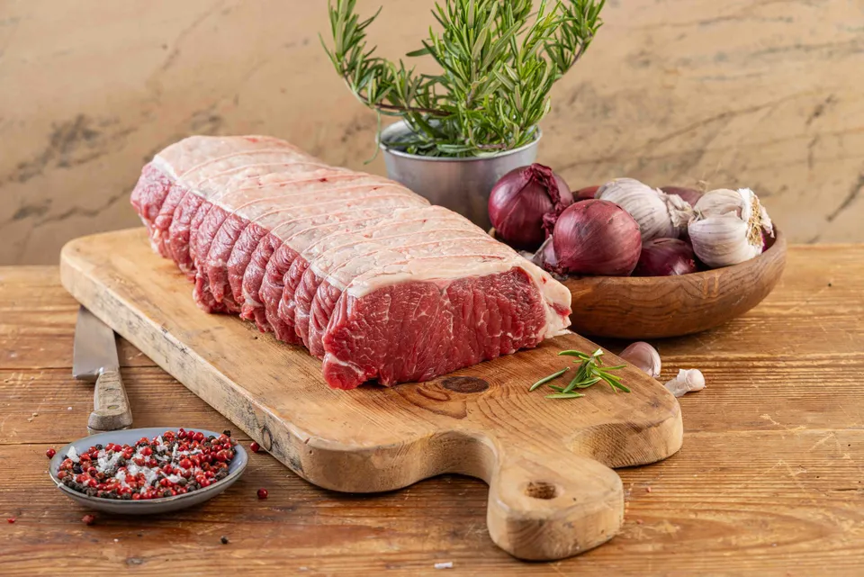 Premium Butcher vázaná pečeně roštěnec 2 kg+ na pečení