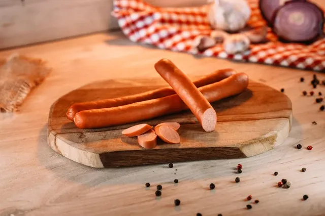Maso Jičín Tábornické párky na oheň