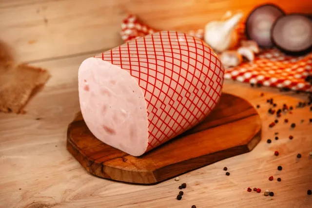 Maso Jičín Šunka výběrová krájená