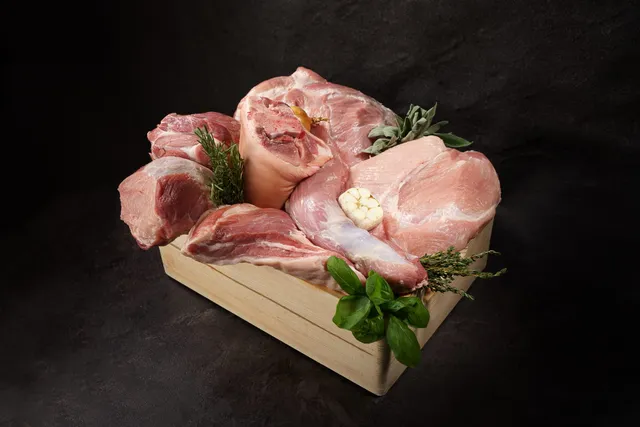 Maso do domu Vepřová bedýnka malá 19–22 kg